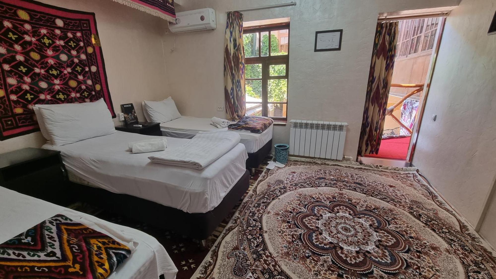 Hotel Registon Zargaron Samarkand Pokoj fotografie